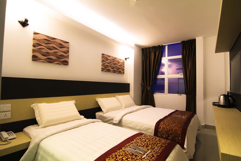 Uptown Hotel Seremban Esterno foto