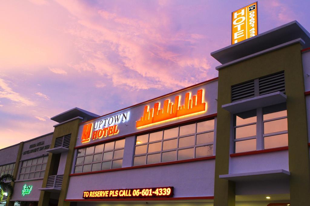 Uptown Hotel Seremban Esterno foto